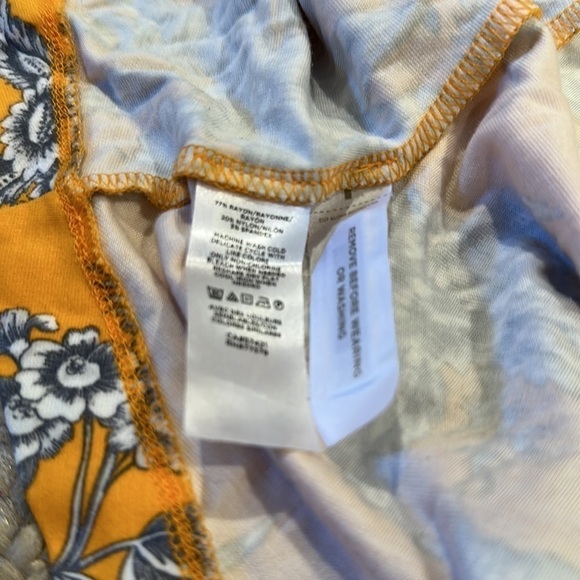 Ann Taylor Tropical Toile Flutter Sleeve Wrap Dress size 6P - Picture 5 of 5